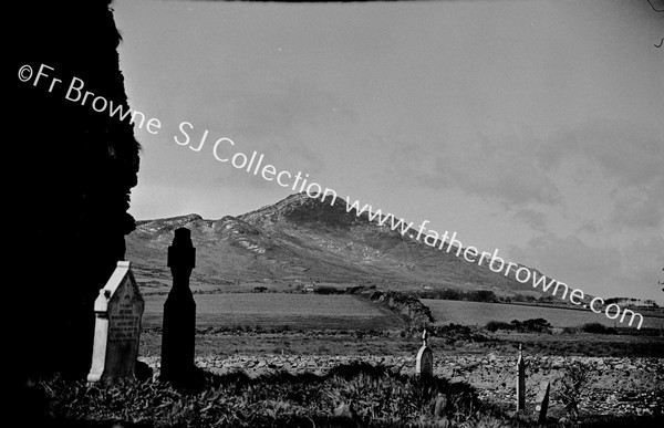 KILMUIRE CHURCH FROM S.E.(SNOW)